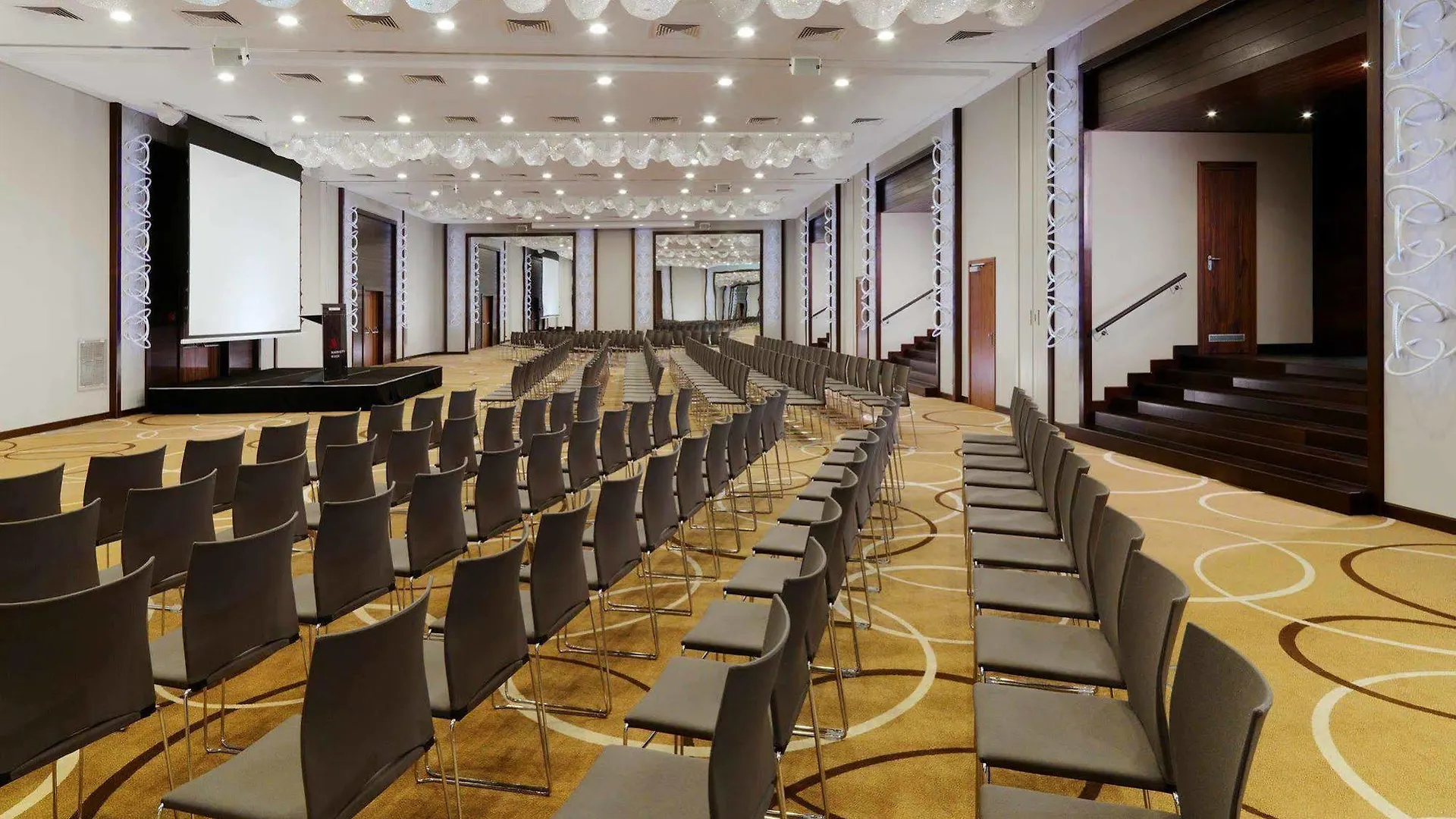 Minsk Marriott Hotel 5*,  Belarus